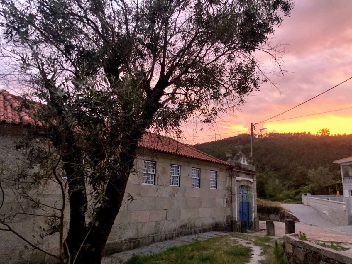 Casa Da Ventozella Guest House Penafiel Bagian luar foto